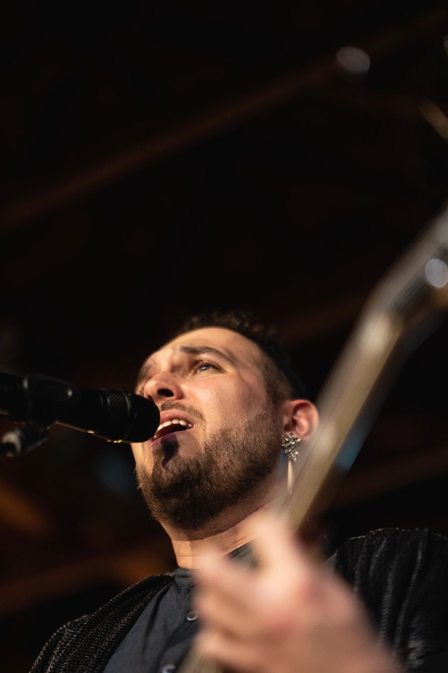 Elliot.wavs press photo 6